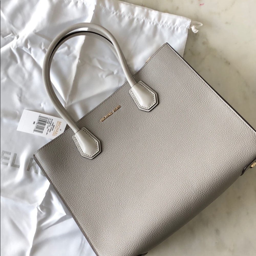 Michael Kors Structured Accordian bag in grey